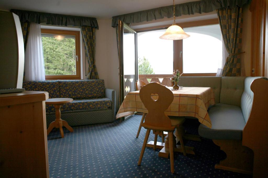 Residence Riposo Colfosco Pokój zdjęcie